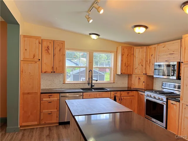 $289,000 | 19 Hinman Road, Richland, NY 13142