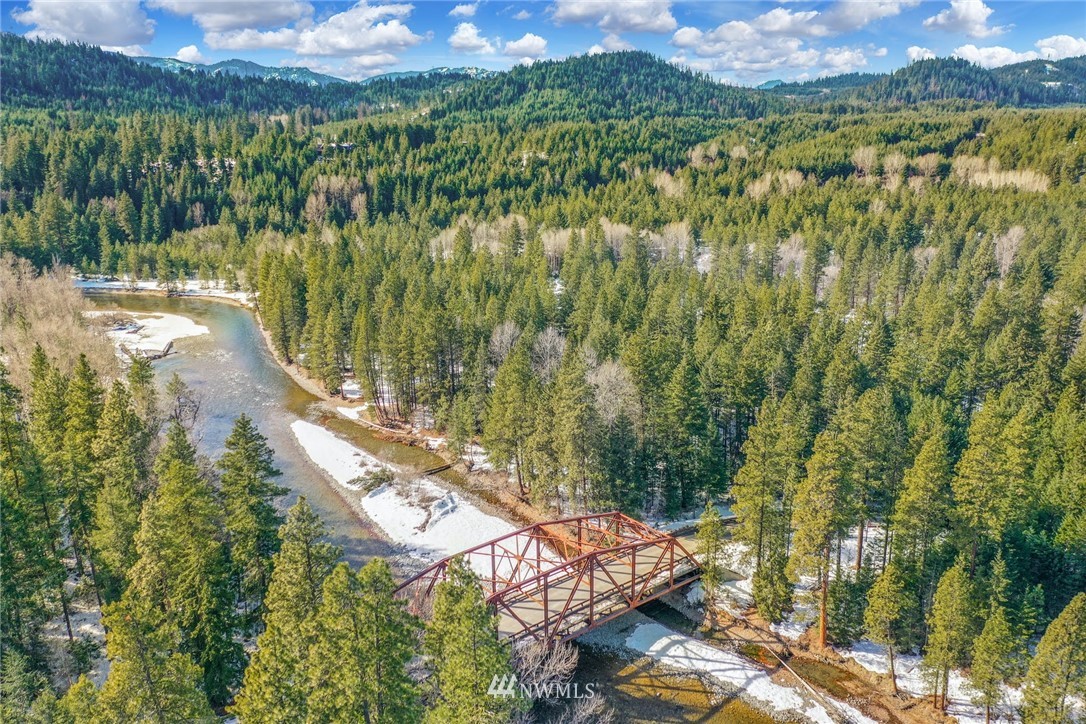 51 Rushing Water Lane Cle Elum, WA 98922 - Photo 28 of 28 a view of a lake with a mountain