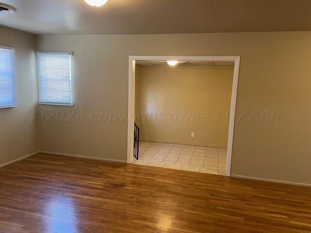 5027 Crockett Street Amarillo, TX 79110 - Photo 2 of 17 crockett liv 3
