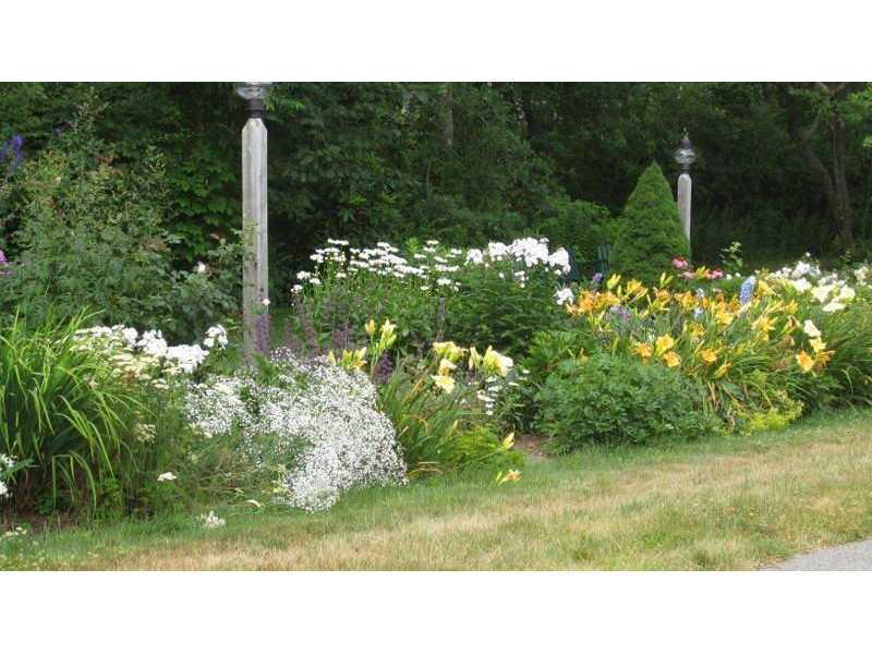 209 Sea Road Kennebunk, ME 04043 - Photo 29 of 35 Yard/Garden.