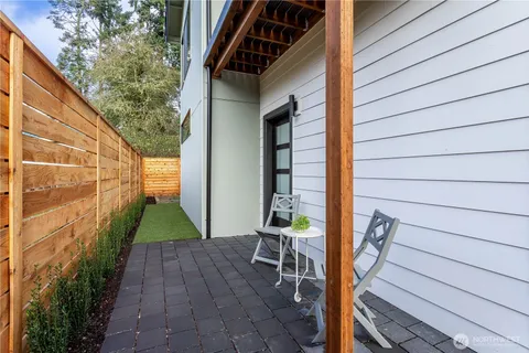 $814,900 | 7339 21st Avenue Northeast, Seattle, WA 98115