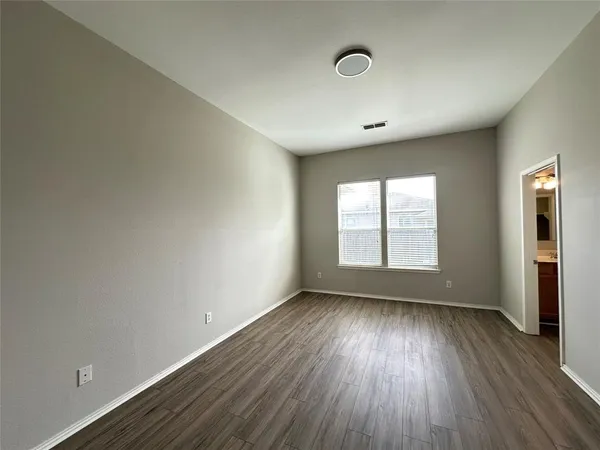 $1,990 | 1129 April Springs Drive, Fort Worth, TX 76134