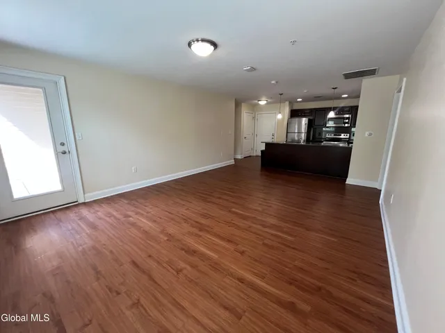 $2,014 | 74 Weibel Avenue, Unit 11HP213, Saratoga Springs, NY 12866