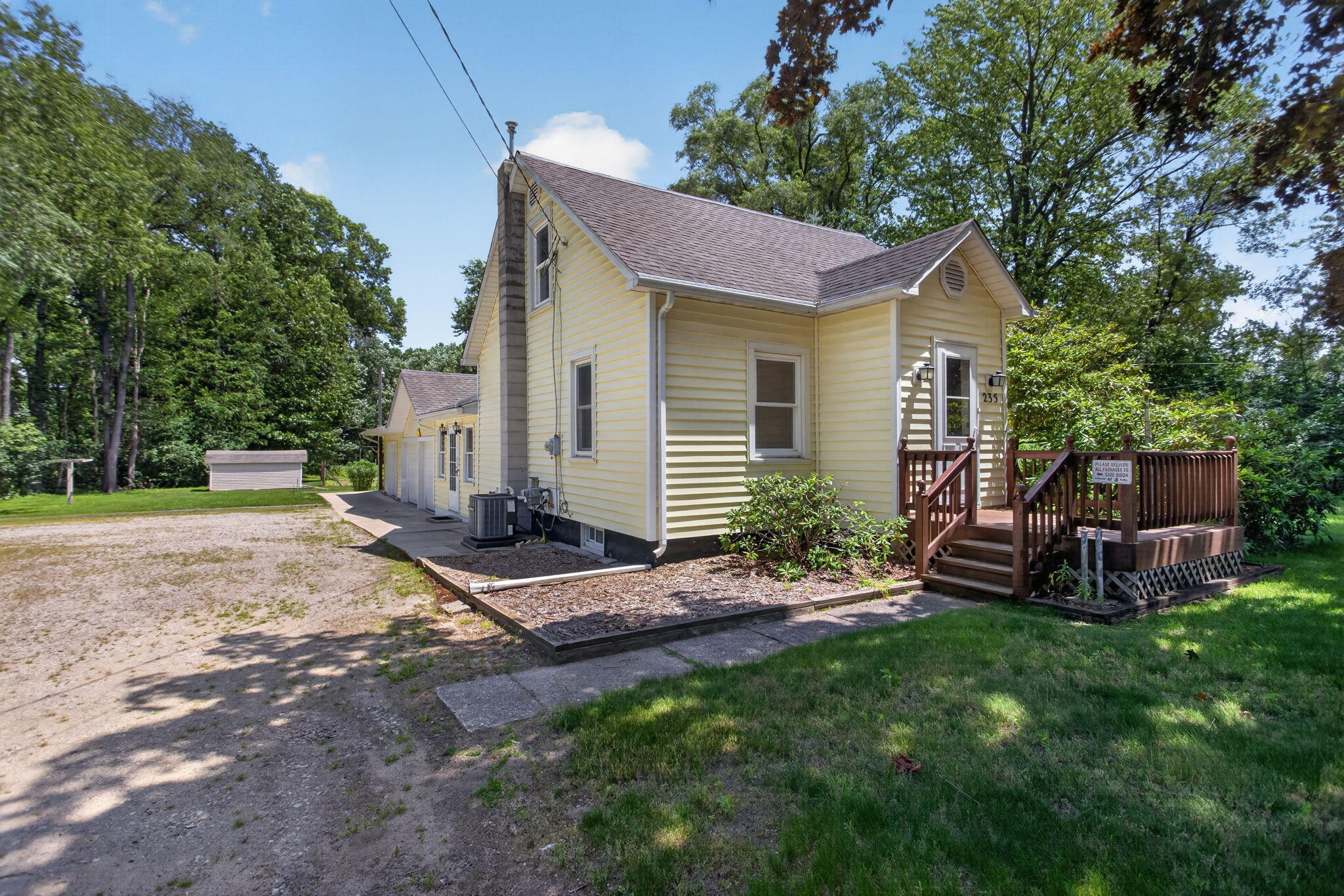235 Bender Street Jackson, MI 49201 - Photo 34 of 39 3-web-or-mls-IMG_6384