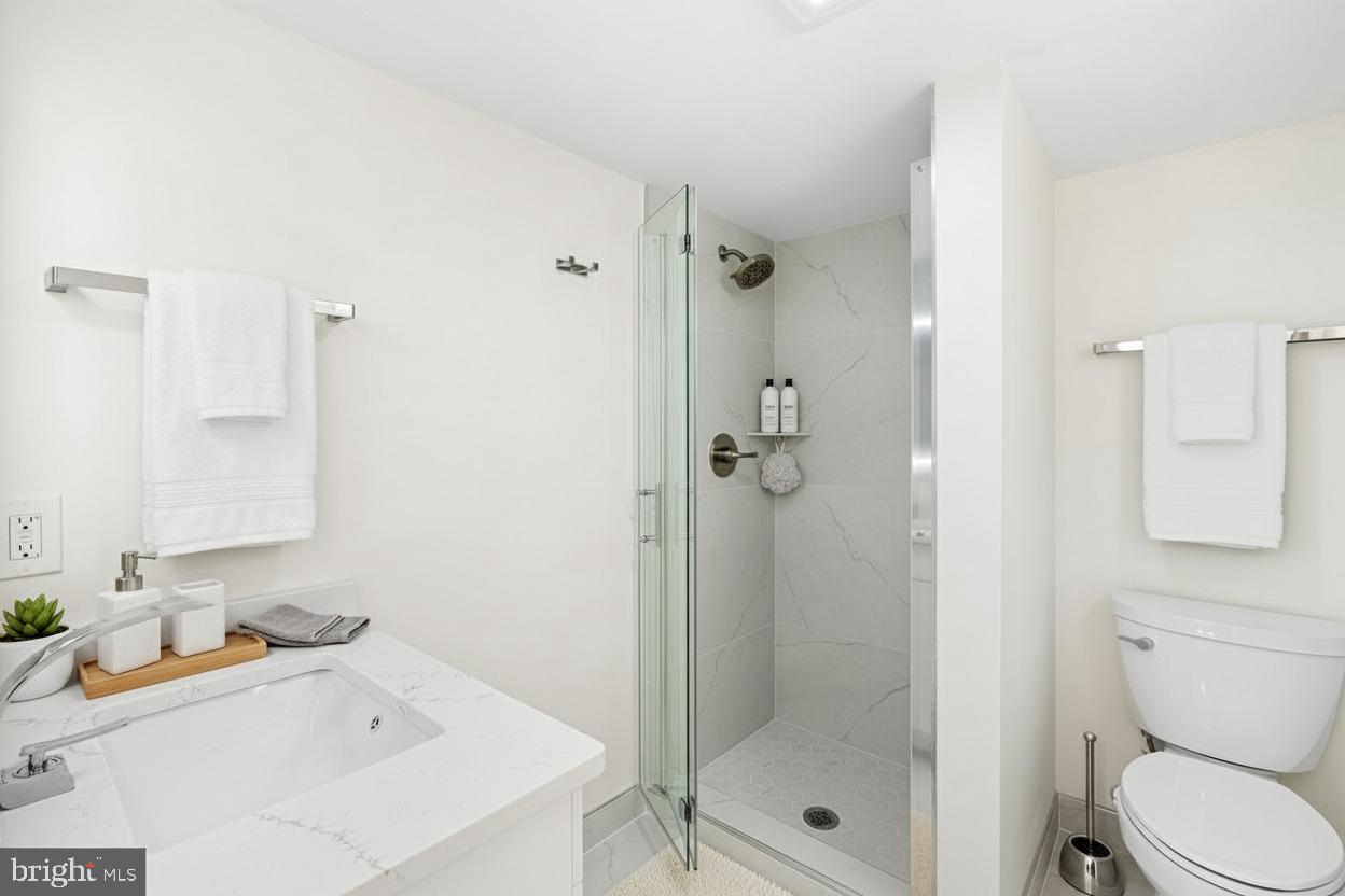 1124 Dunton Street Philadelphia, PA 19123 - Photo 26 of 34