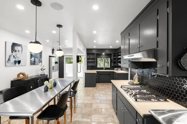 $1,995,000 | 16390 Laughlin Road, Guerneville, CA 95446