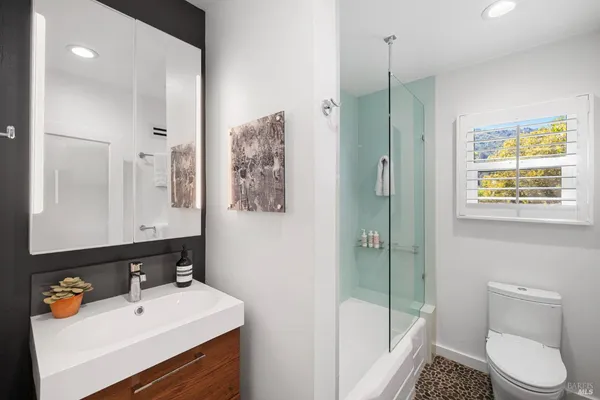 $1,995,000 | 16390 Laughlin Road, Guerneville, CA 95446