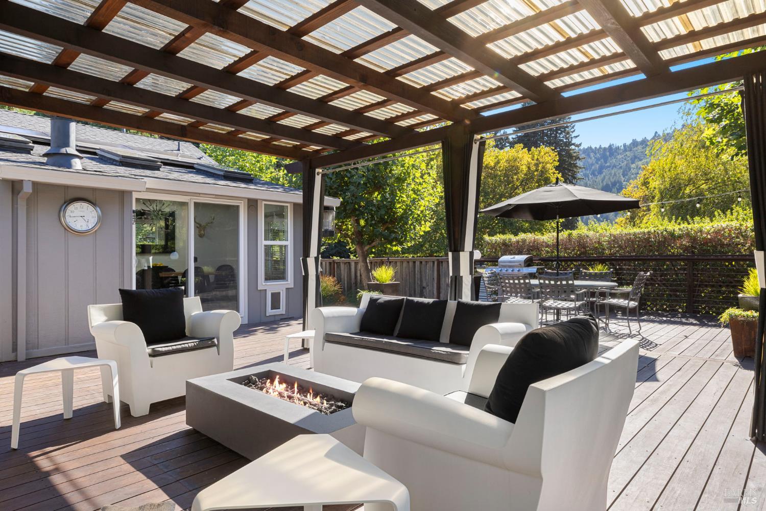 16390 Laughlin Road Guerneville, CA 95446 - Photo 40 of 63