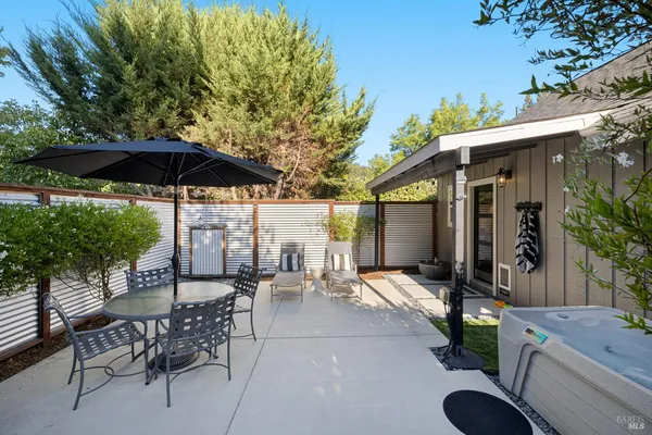 $1,995,000 | 16390 Laughlin Road, Guerneville, CA 95446