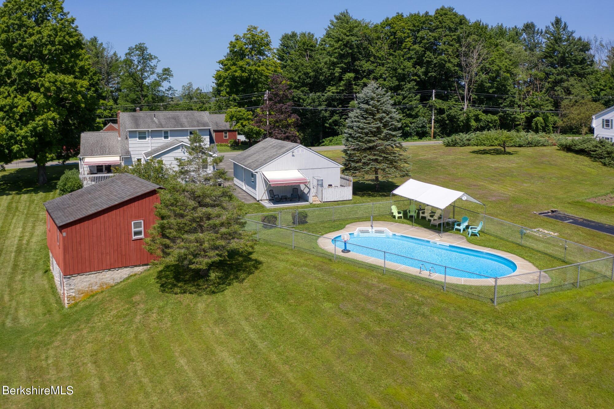 34 Swamp Road West Stockbridge, MA 01266 - Photo 5 of 49 34 swamp_57
