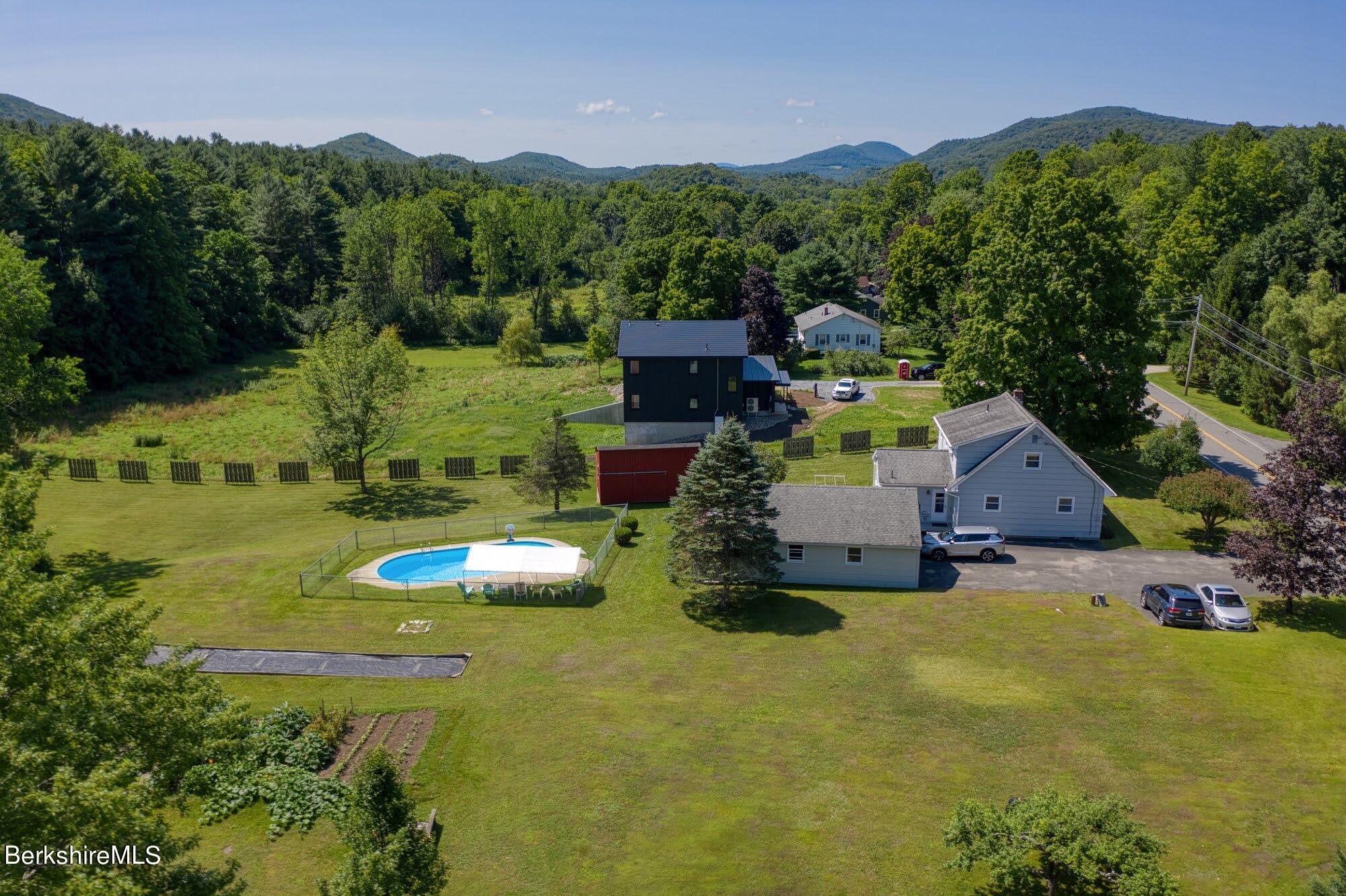 34 Swamp Road West Stockbridge, MA 01266 - Photo 8 of 49 34 swamp_47