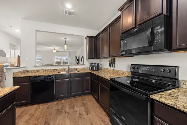 $315,000 | 660 Yearwood Lane, Jarrell, TX 76537