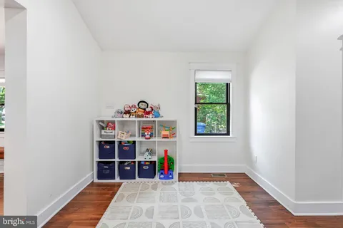 $849,900 | 71 East 2nd Street, Moorestown, NJ 08057