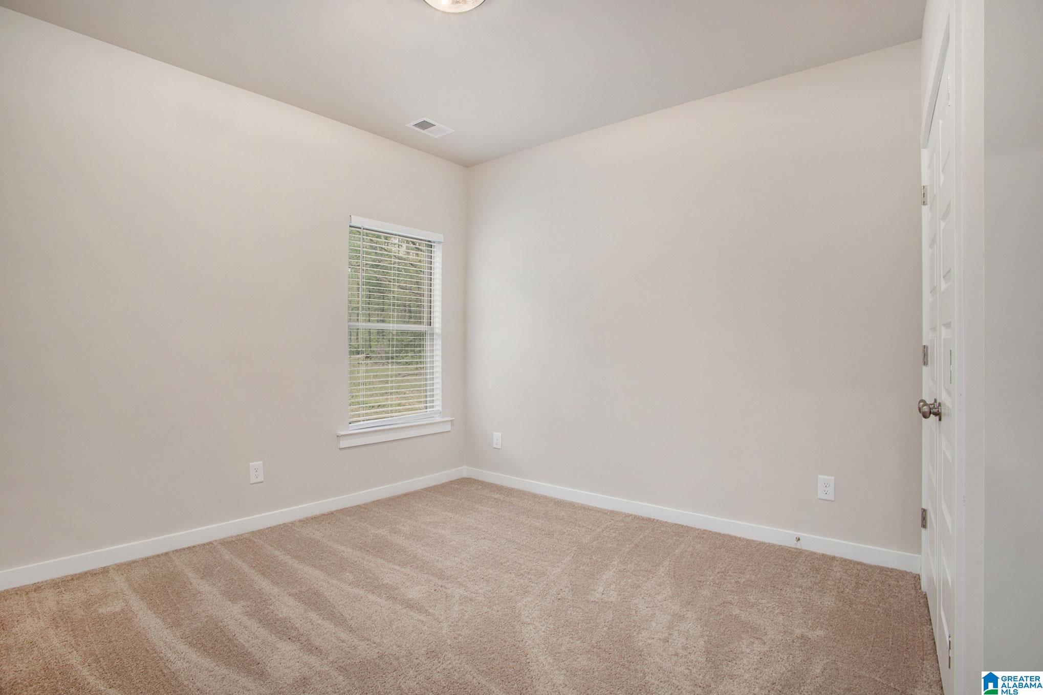 295 Avalon Way Clanton, AL 35045 - Photo 7 of 21