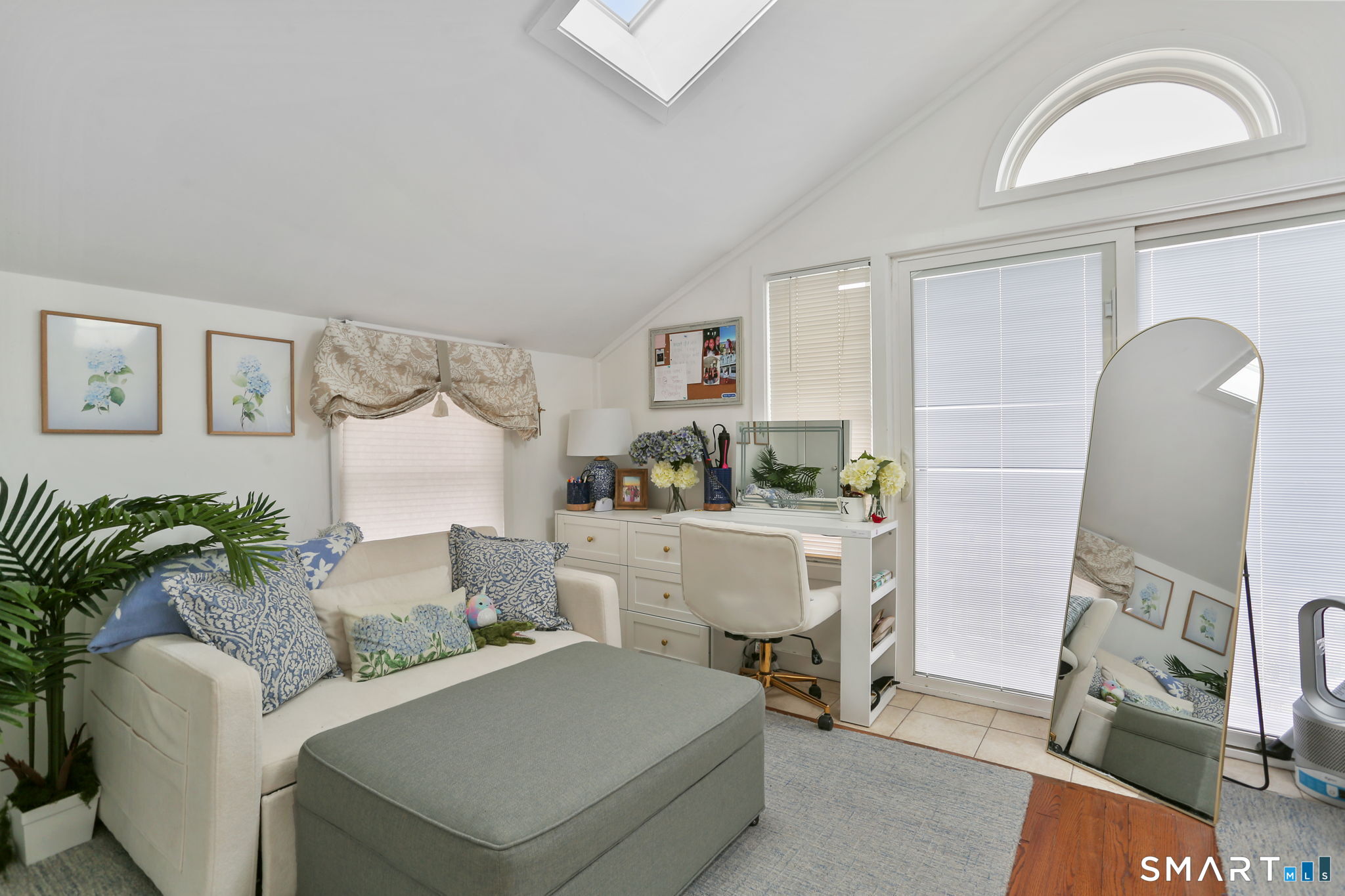 1235 Fairfield Beach Road Fairfield, CT 06824 - Photo 21 of 31