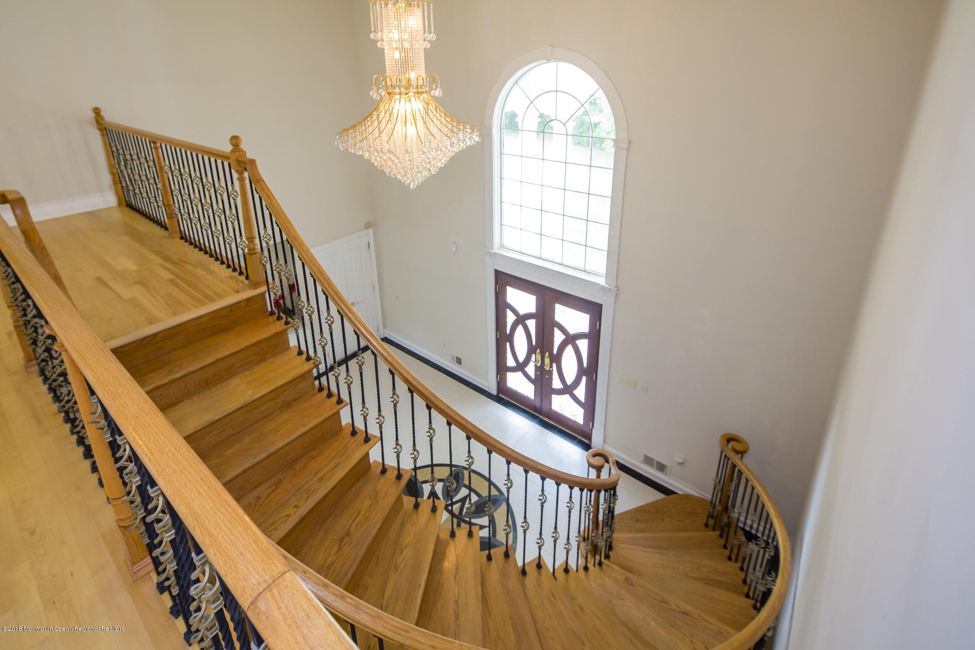 207 Jackson Mills Road Freehold, NJ 07728 - Photo 14 of 70 26_Stairway