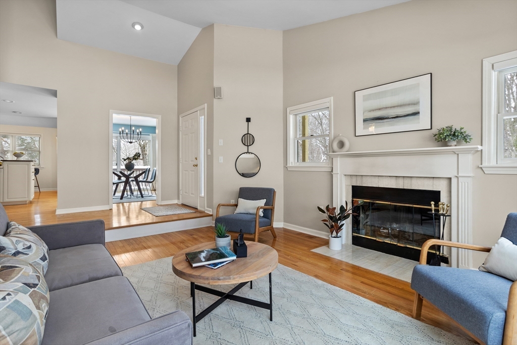 183 Bishops Forest Drive, Unit 183 Waltham, MA 02452 - Photo 2 of 37