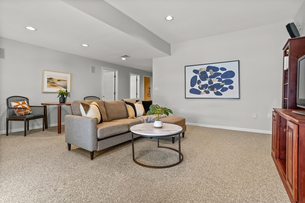 183 Bishops Forest Drive, Unit 183 Waltham, MA 02452 - Photo 26 of 37