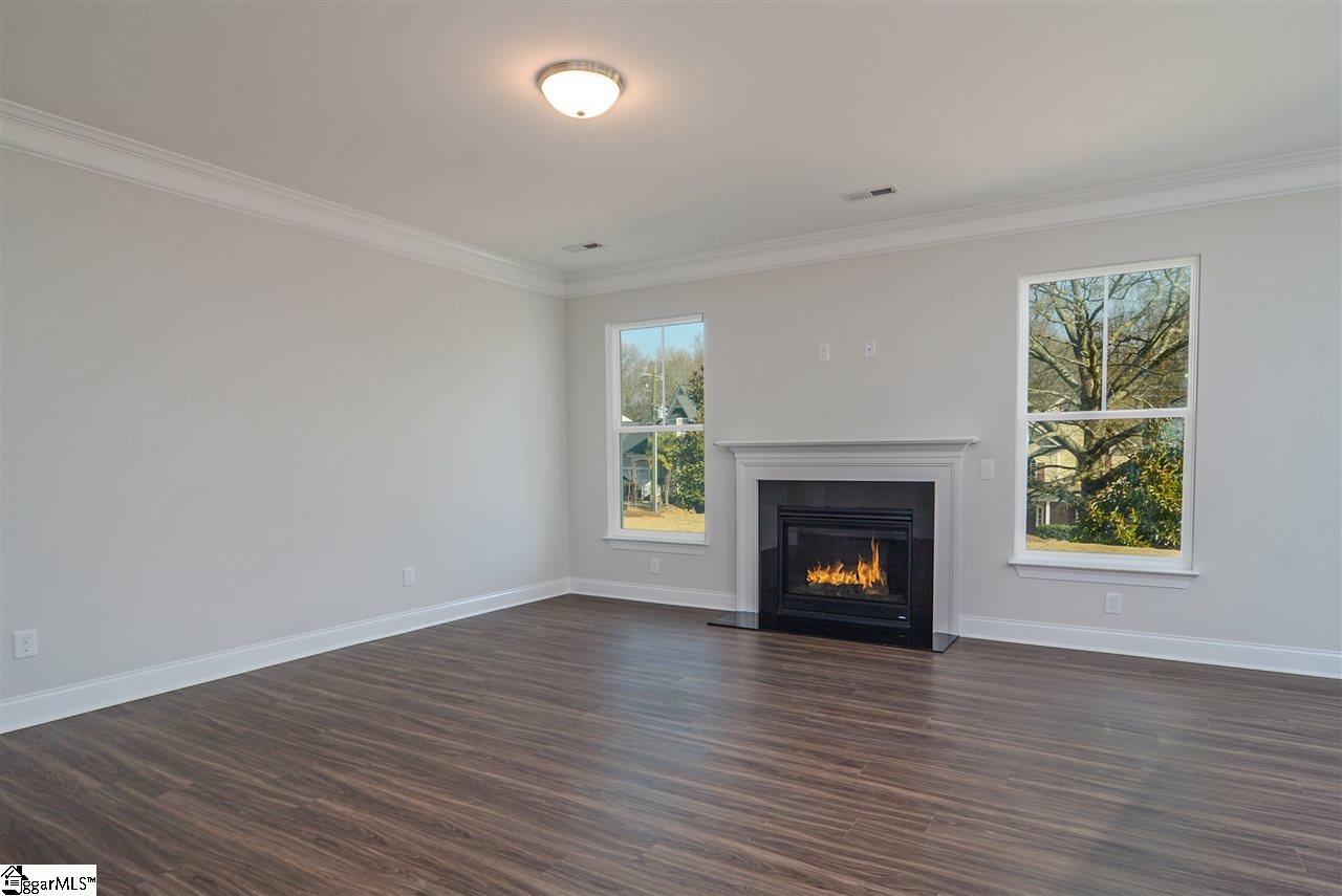 5 Foxbourne Way Simpsonville, SC 29681 - Photo 4 of 14 Gallery Image 4