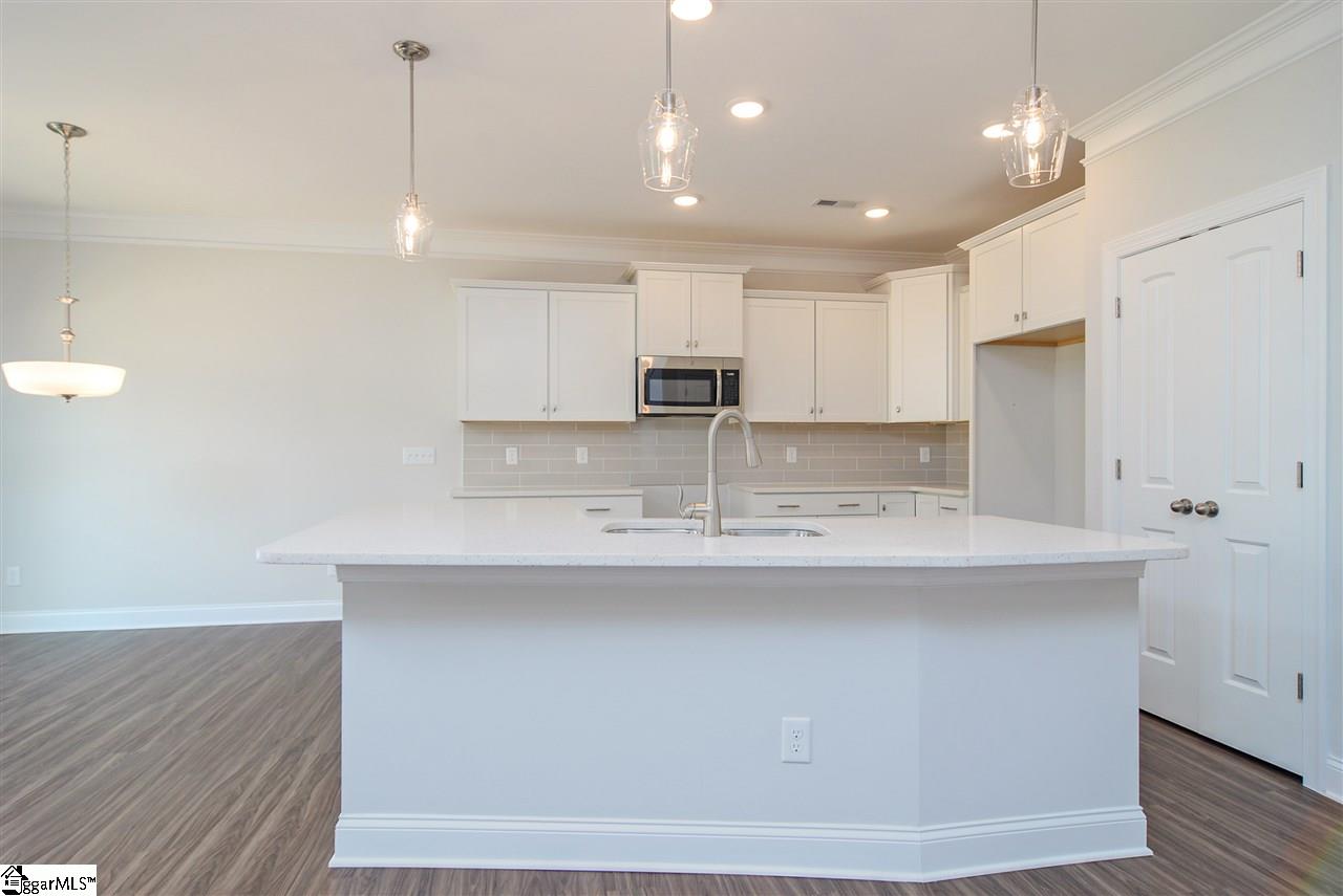 5 Foxbourne Way Simpsonville, SC 29681 - Photo 6 of 14 Gallery Image 6