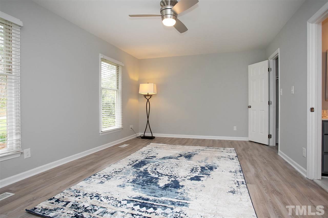 5515 Middleton Road Durham, NC 27713 - Photo 8 of 28