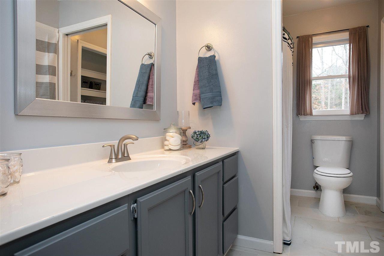 5515 Middleton Road Durham, NC 27713 - Photo 10 of 28