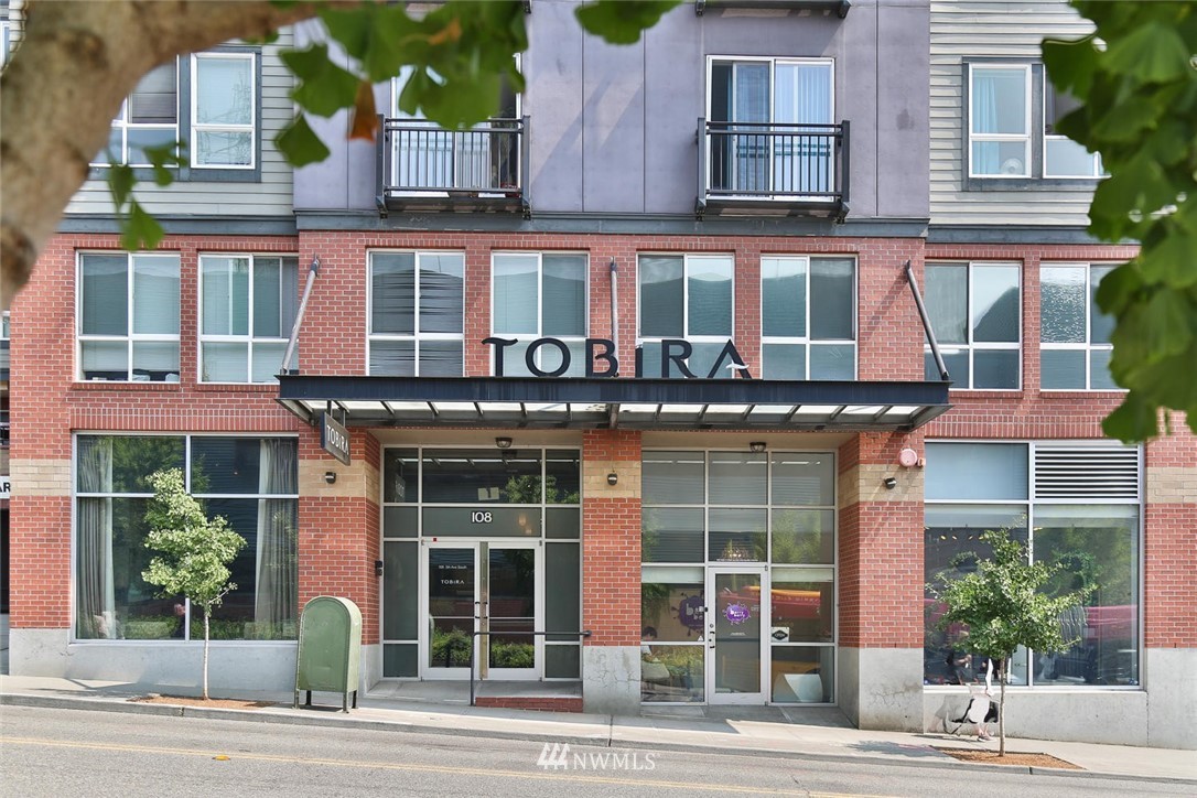 108 5th Avenue South, Unit 710 Seattle, WA 98104 - Photo 21 of 22 front view of a building