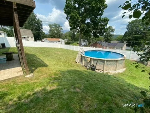 $414,900 | 43 Woodycrest Road, Meriden, CT 06451