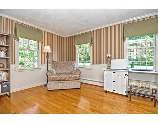 55 Eastside Road Wrentham, MA 02093 - Photo 4 of 34 Gallery Image 4