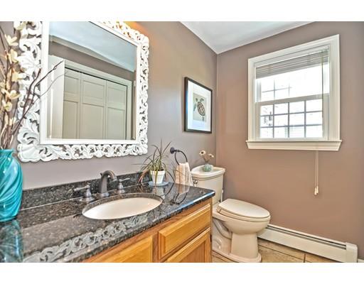 55 Eastside Road Wrentham, MA 02093 - Photo 8 of 34 Gallery Image 8