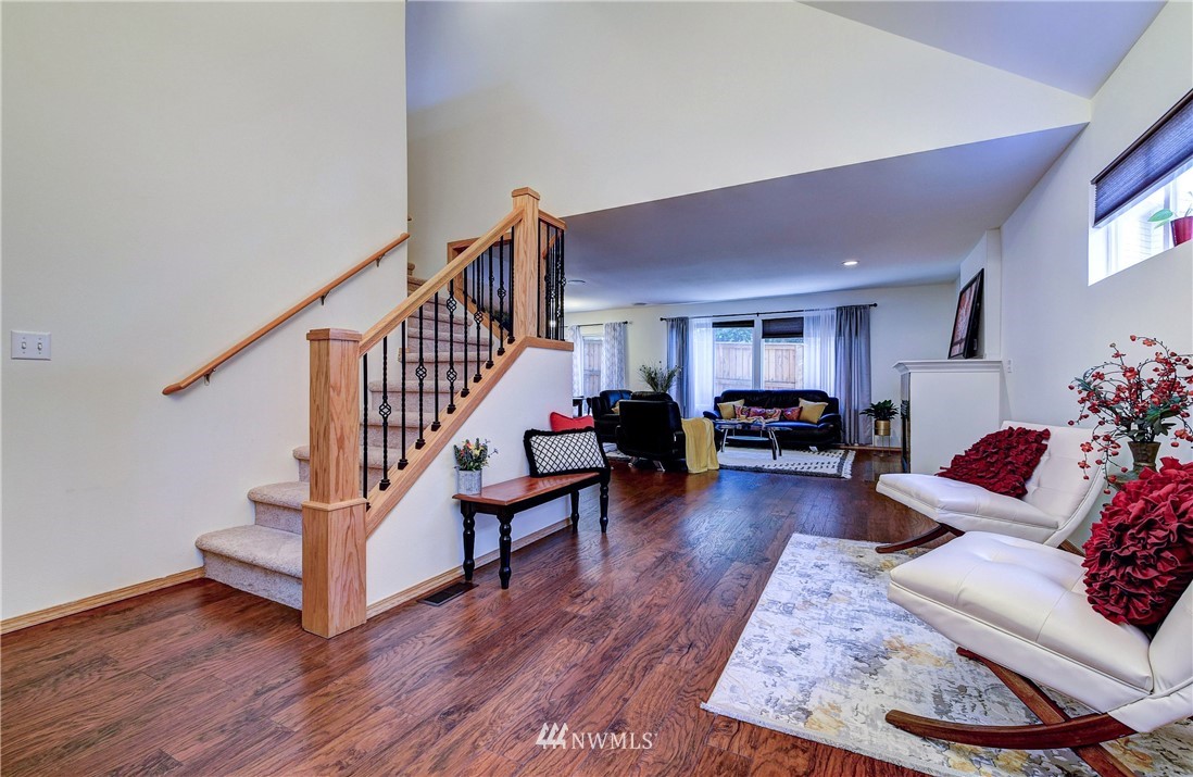 2422 194th Street Southeast Bothell, WA 98012 - Photo 3 of 29