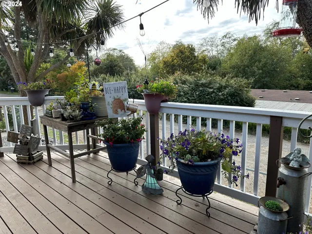 $350,000 | 97984 Klamath Avenue, Brookings, OR 97415