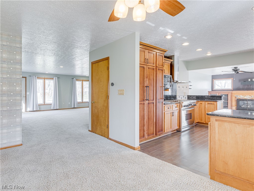 4277 Springdale Road Uniontown, OH 44685 - Photo 7 of 26 Gallery Image 7