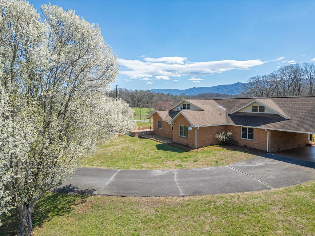 2915 Airport Road Marble, NC 28905 - Photo 41 of 51