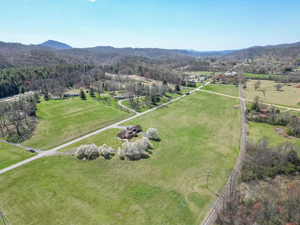 2915 Airport Road Marble, NC 28905 - Photo 43 of 51