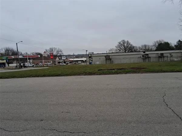 $275,000 | 1402 East 9th Street, Trenton, MO 64683