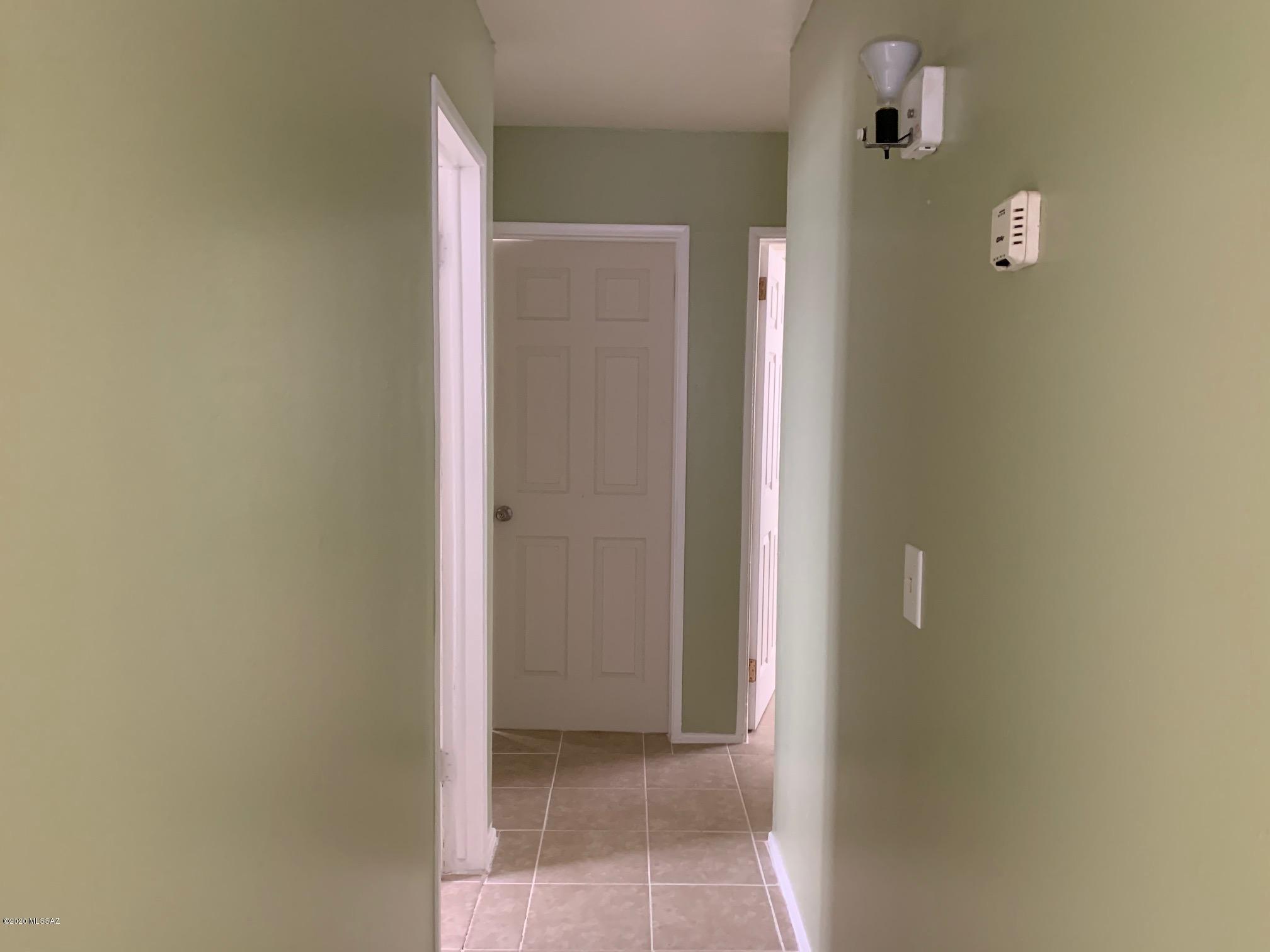 681 East McNeil Road Benson, AZ 85602 - Photo 6 of 17