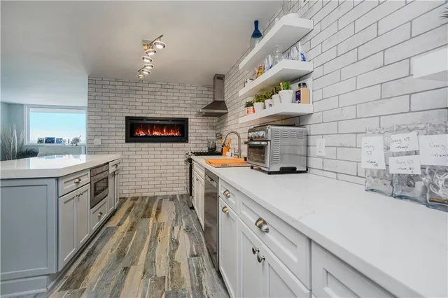 $799,918 | 675 Ocean Avenue, Unit 5J, Long Branch, NJ 07740