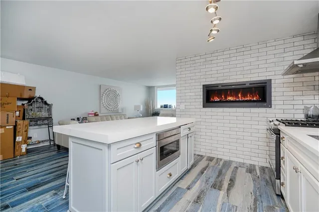 $799,918 | 675 Ocean Avenue, Unit 5J, Long Branch, NJ 07740