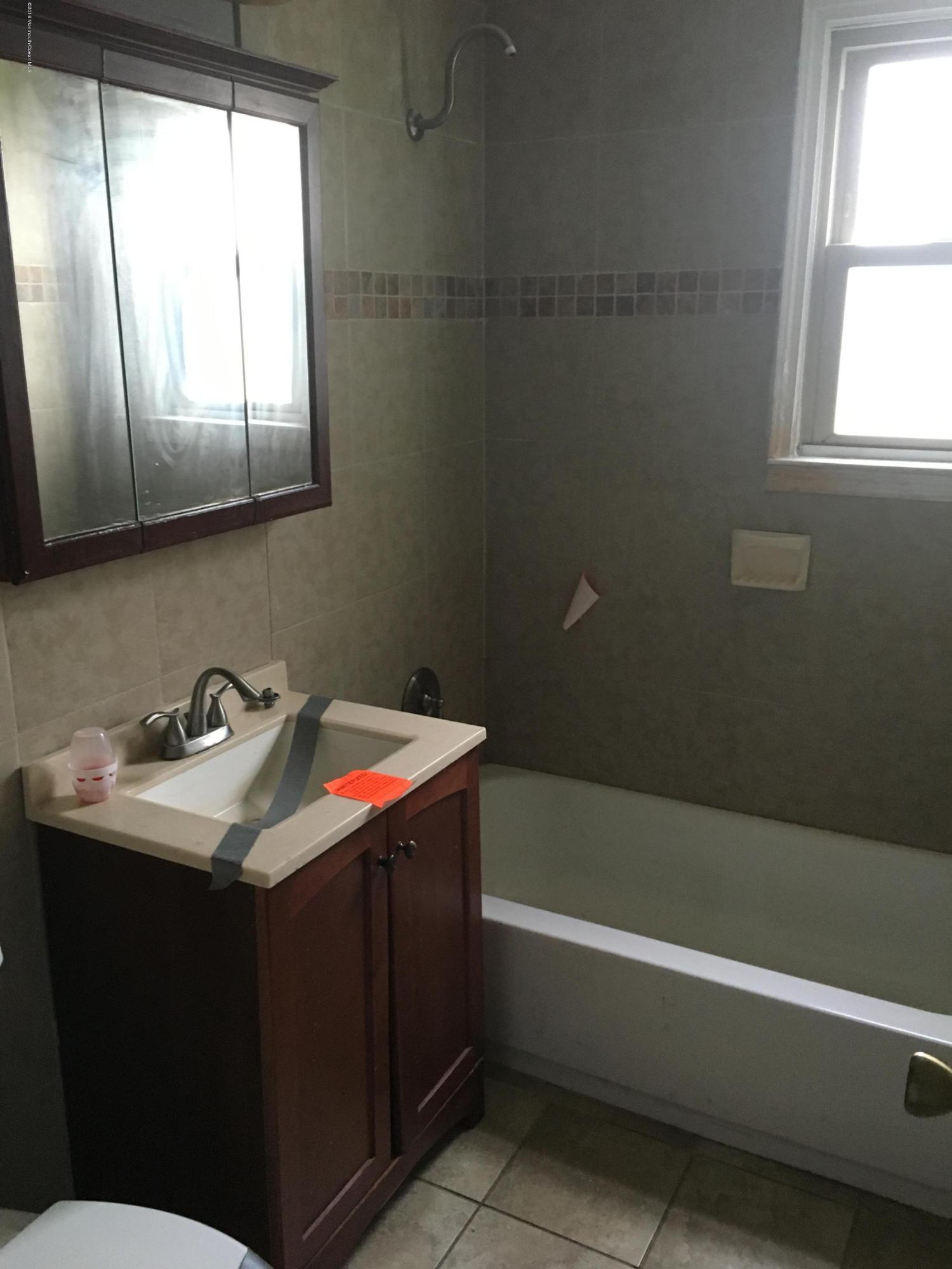 440 Cross Road Matawan, NJ 07747 - Photo 8 of 10 IMG_3038