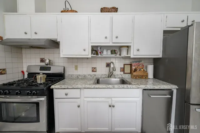 $475,000 | 107 Market Street, Perth Amboy, NJ 08861