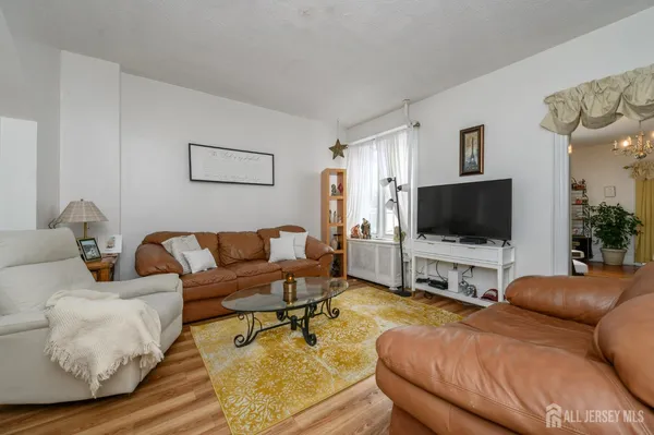$450,000 | 107 Market Street, Perth Amboy, NJ 08861