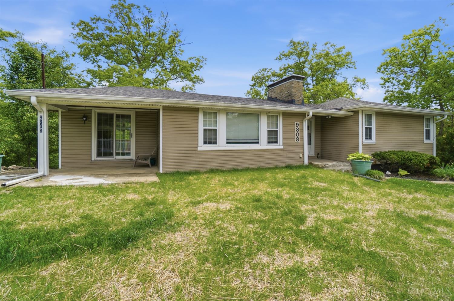 9808 Daly Road Cincinnati, OH 45231 - Photo 2 of 39