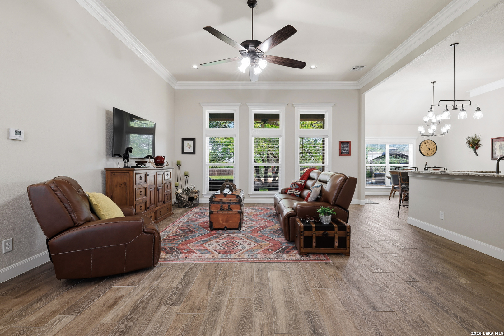 529 Double Gate Road Castroville, TX 78009 - Photo 7 of 38