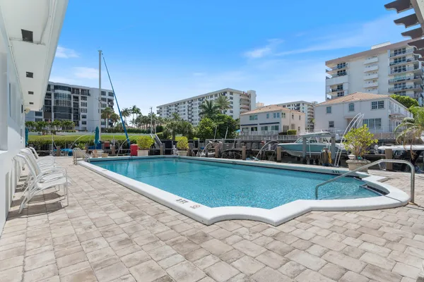 $3,200 | 1160 Hillsboro Mile, Unit 904, Hillsboro Beach, FL 33062