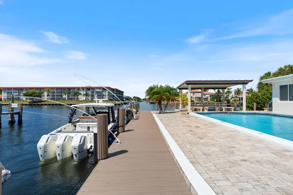 $3,200 | 1160 Hillsboro Mile, Unit 904, Hillsboro Beach, FL 33062