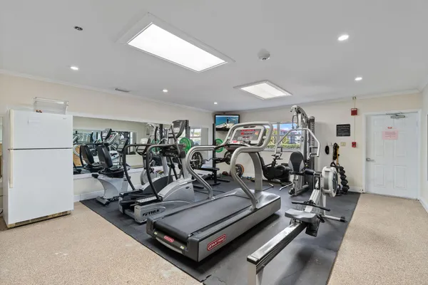 $3,200 | 1160 Hillsboro Mile, Unit 904, Hillsboro Beach, FL 33062
