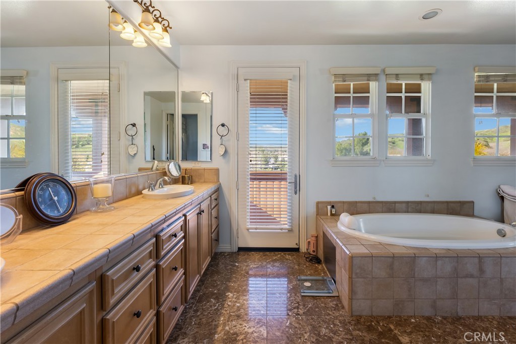 4591 Camino Del Sol Calabasas, CA 91302 - Photo 12 of 58