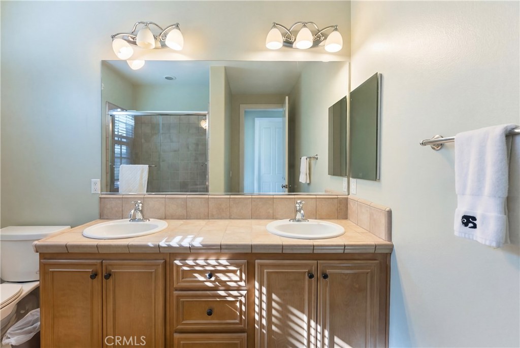 4591 Camino Del Sol Calabasas, CA 91302 - Photo 22 of 58