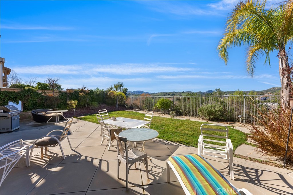 4591 Camino Del Sol Calabasas, CA 91302 - Photo 27 of 58